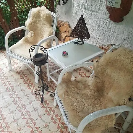 Alex Apartman And Garden * 절러에게르세그