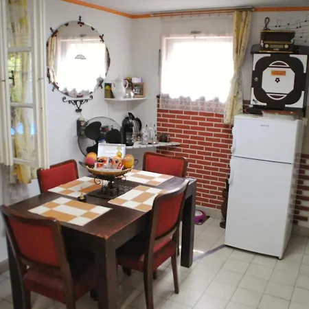 Πανσιόν Alex Apartman And Garden Zalaegerszeg