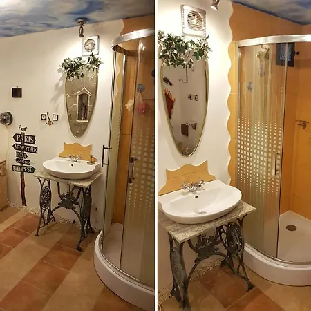 Πανσιόν Alex Apartman And Garden