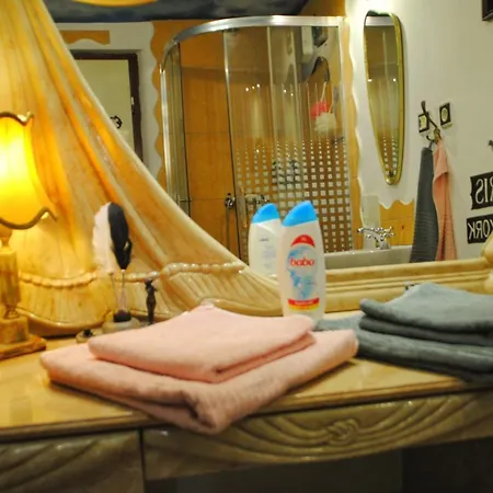 Πανσιόν Alex Apartman And Garden *